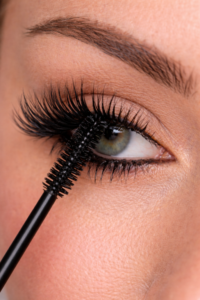 Mascara bei Wimpernverlängerung